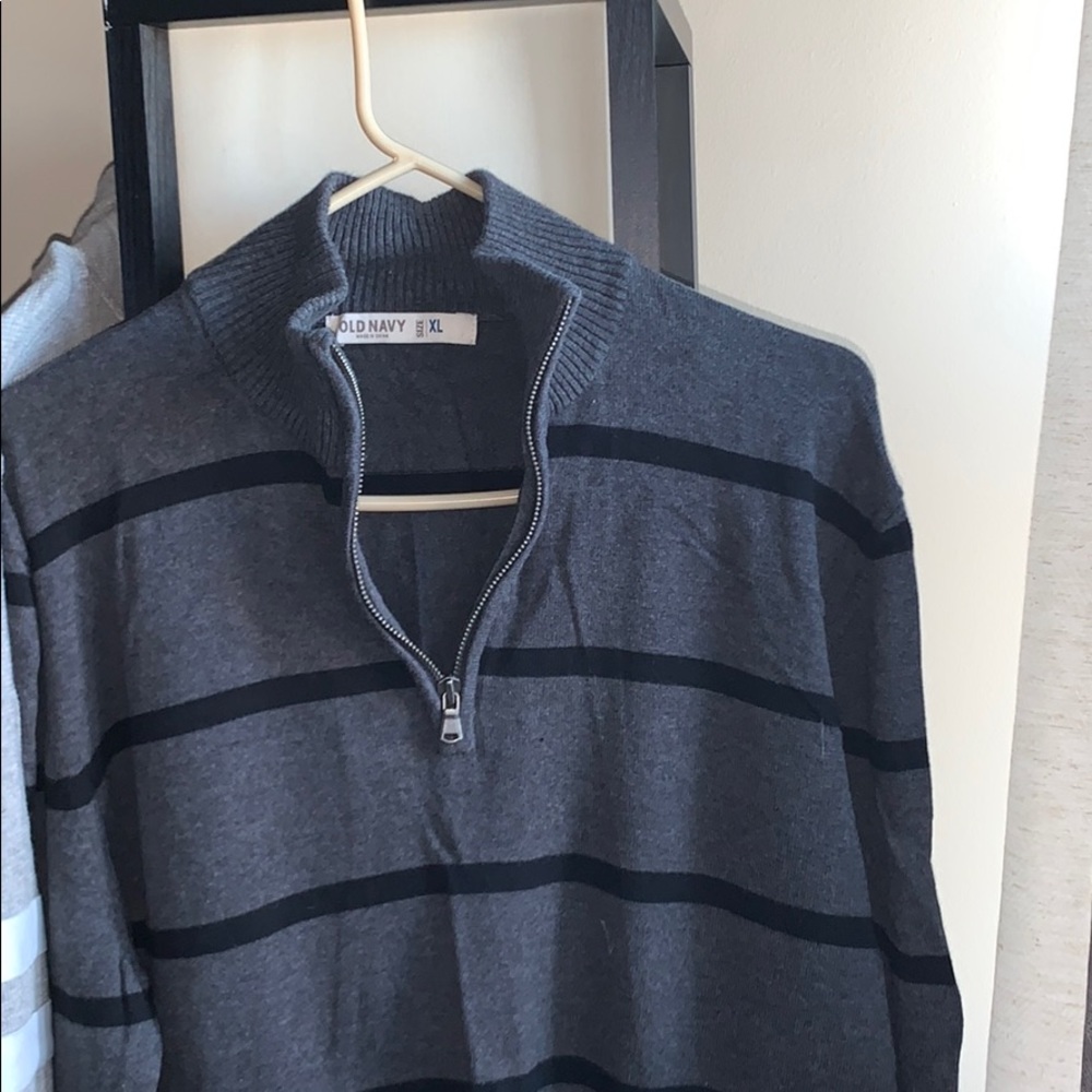 A sweater men’s long sleeves